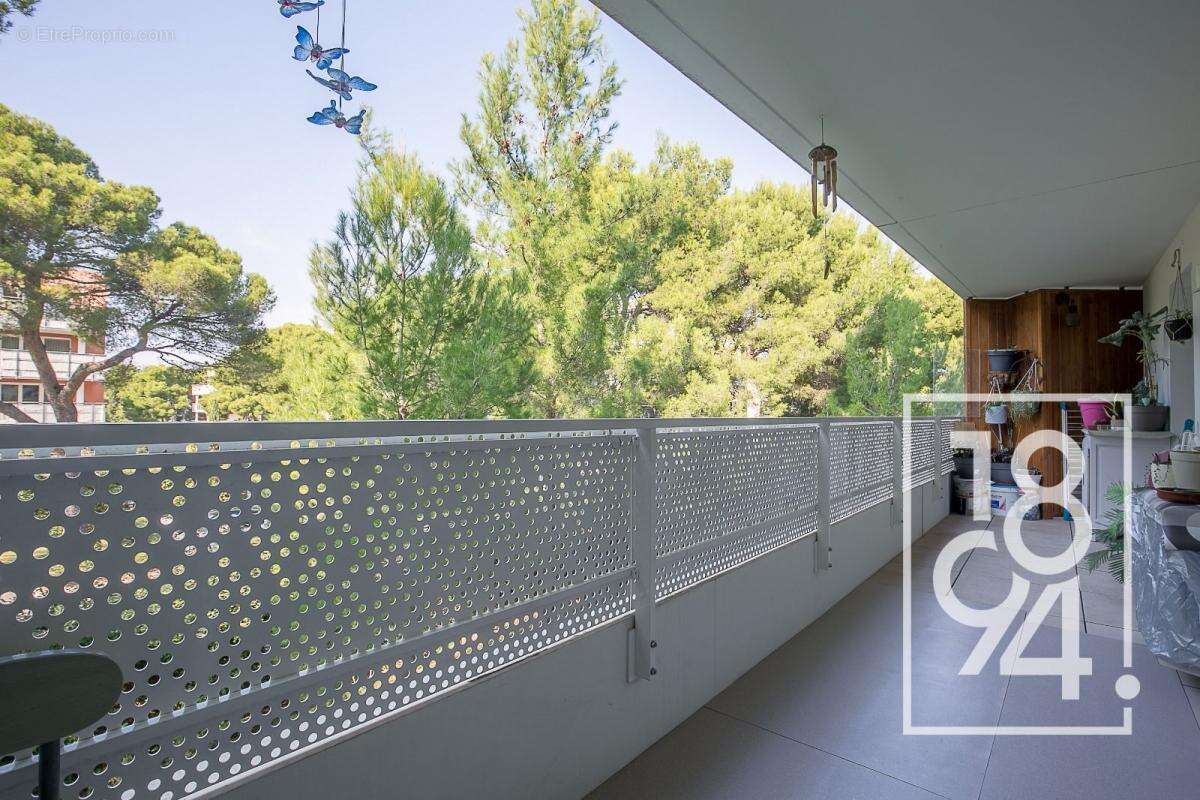 Appartement à MARSEILLE-9E