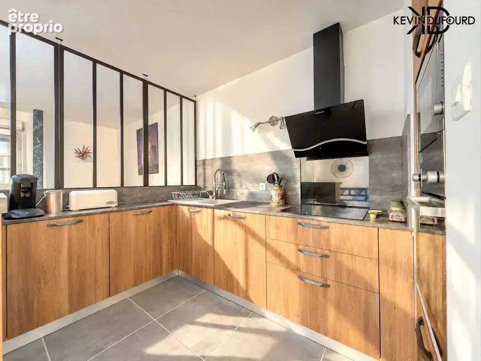Appartement 4 pièces 85 m² à vendre à Pont-De-Labeaume (07380) - photo 3