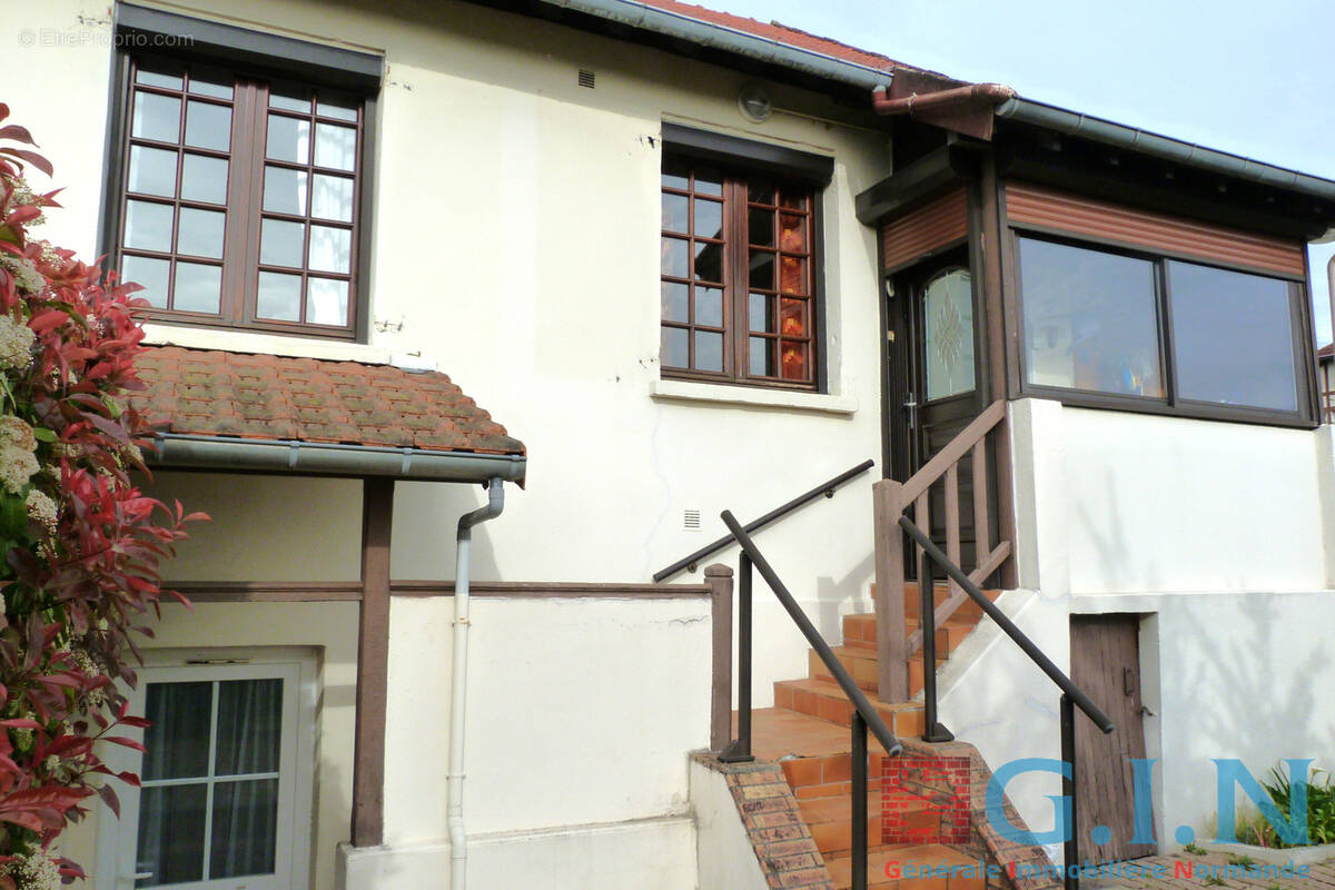 Maison à LE TRAIT