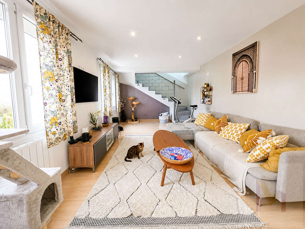 Maison à NEUILLY-PLAISANCE