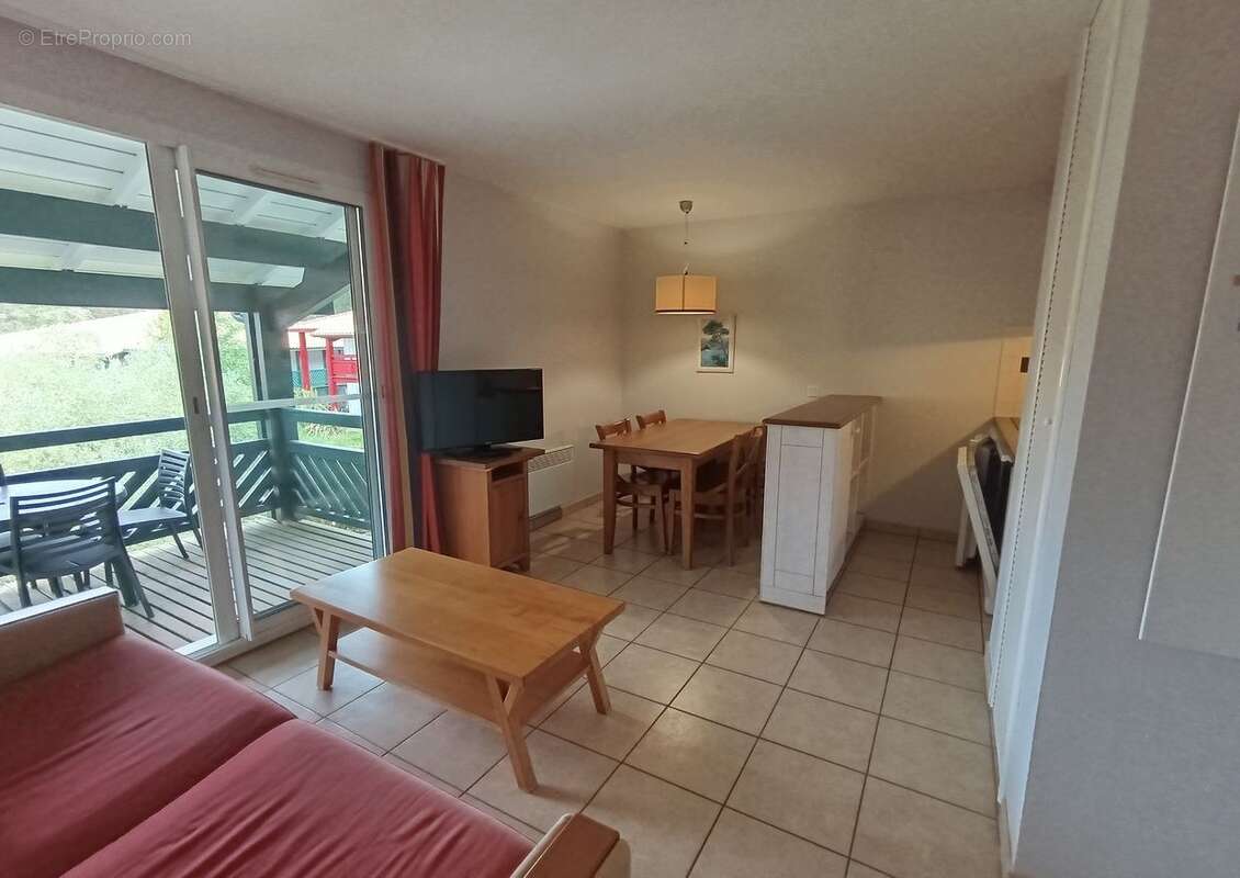 Appartement à MOLIETS-ET-MAA