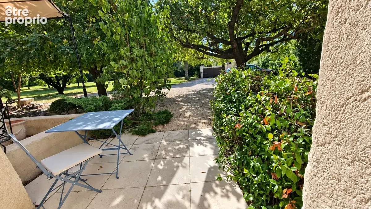 Bel ensemble immobilier sans vis à vis sh 183m2- maison principale - chambres d'hôtes - studio indépendant - photo 9