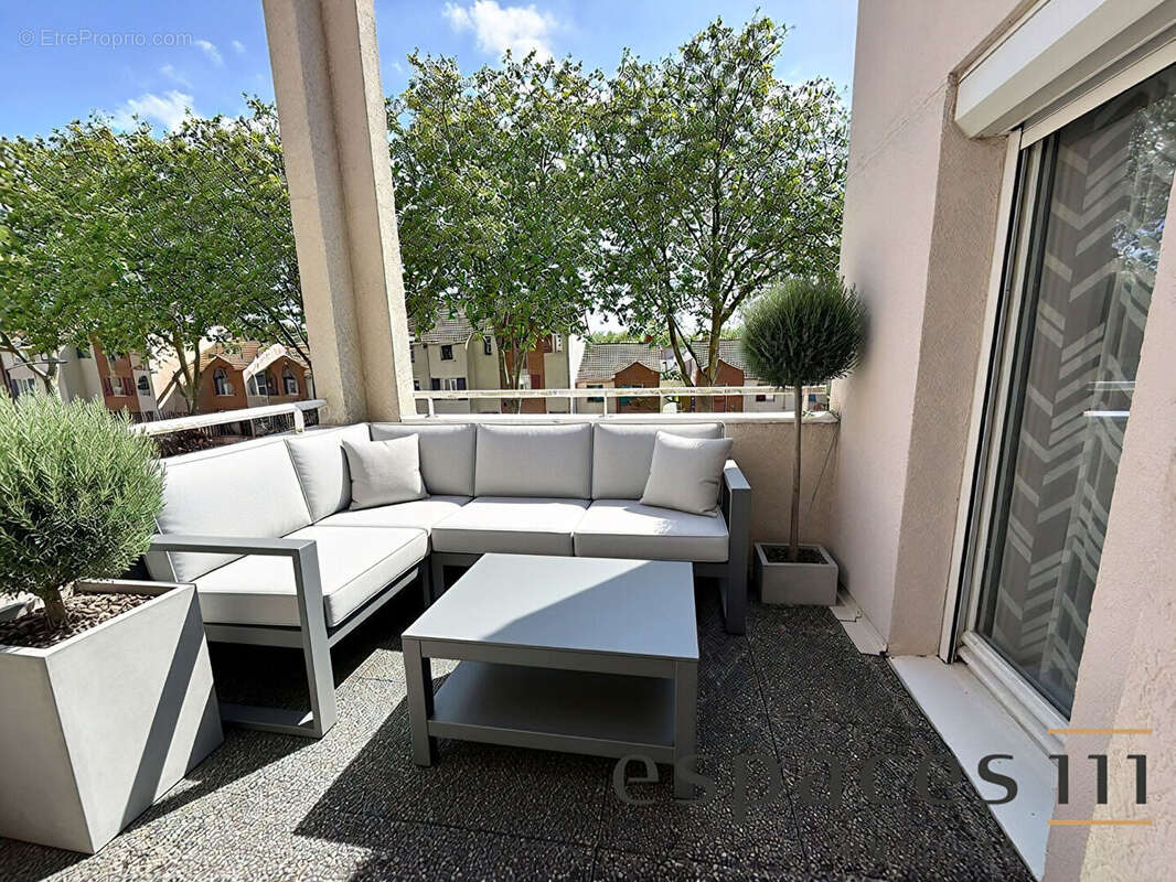 Appartement Montigny Le Bretonneux 4 pièce(s) 93 m2 - photo 2