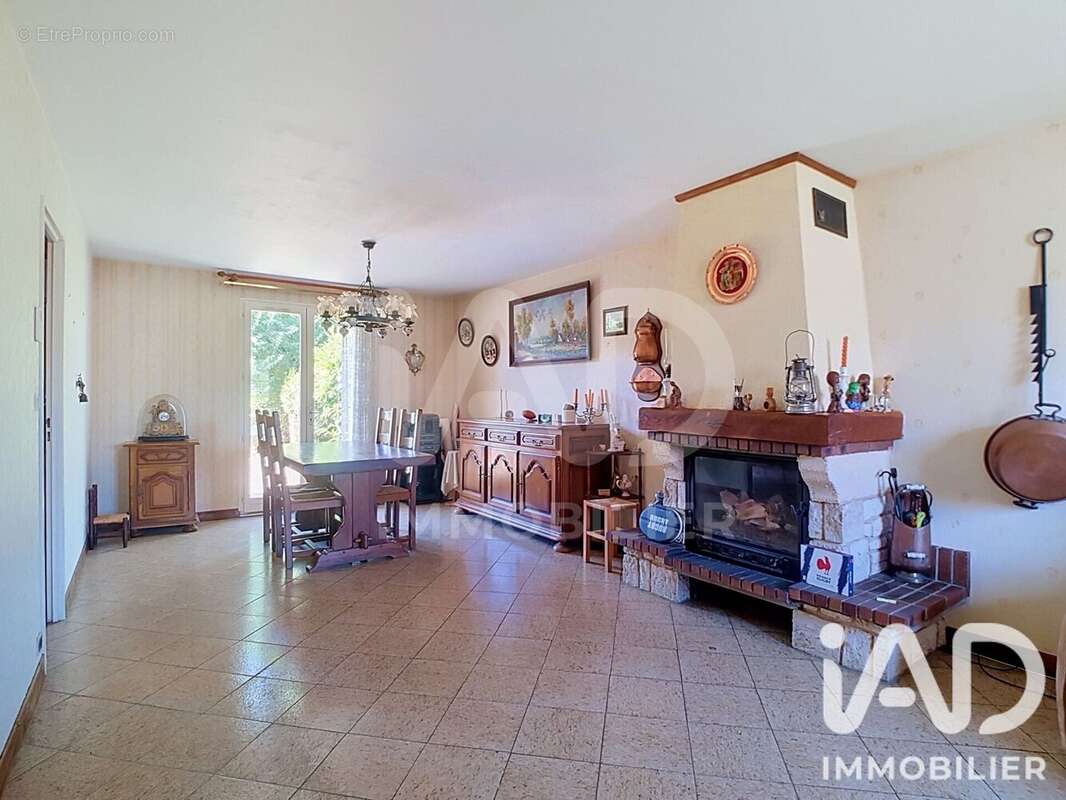 Maison 95 m² à Le Mee-Sur-Seine  - photo 2