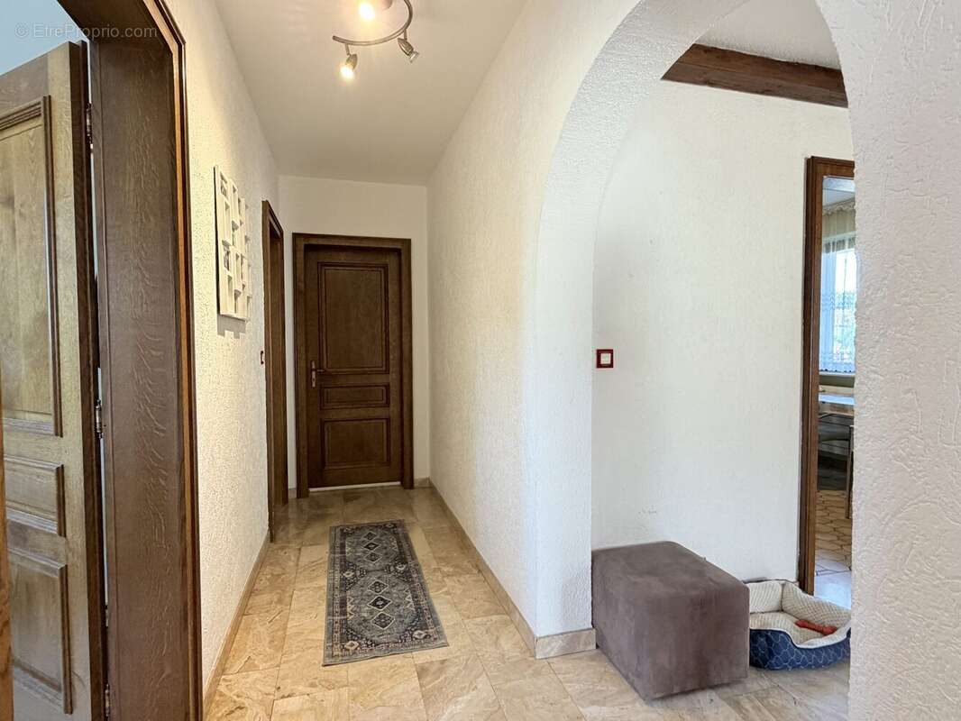 Maison 240 m² à Niederroedern  - photo 8