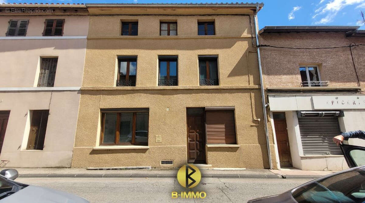 Maison à LE PEAGE-DE-ROUSSILLON