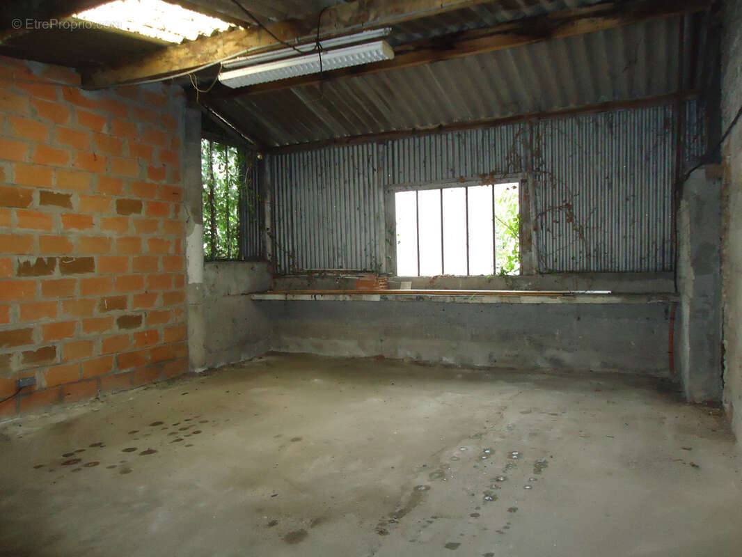 Local et garage castelsarrasin - photo 10