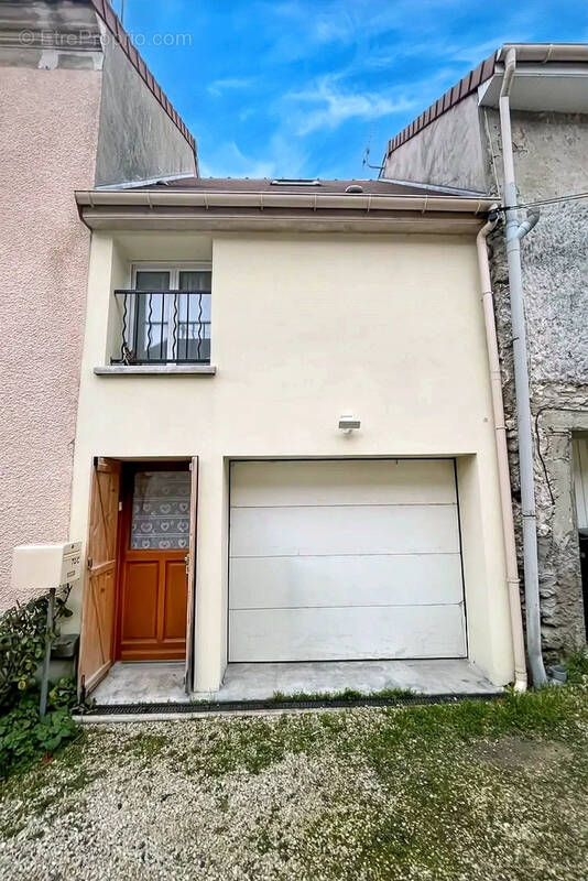 Maison à QUINCY-VOISINS