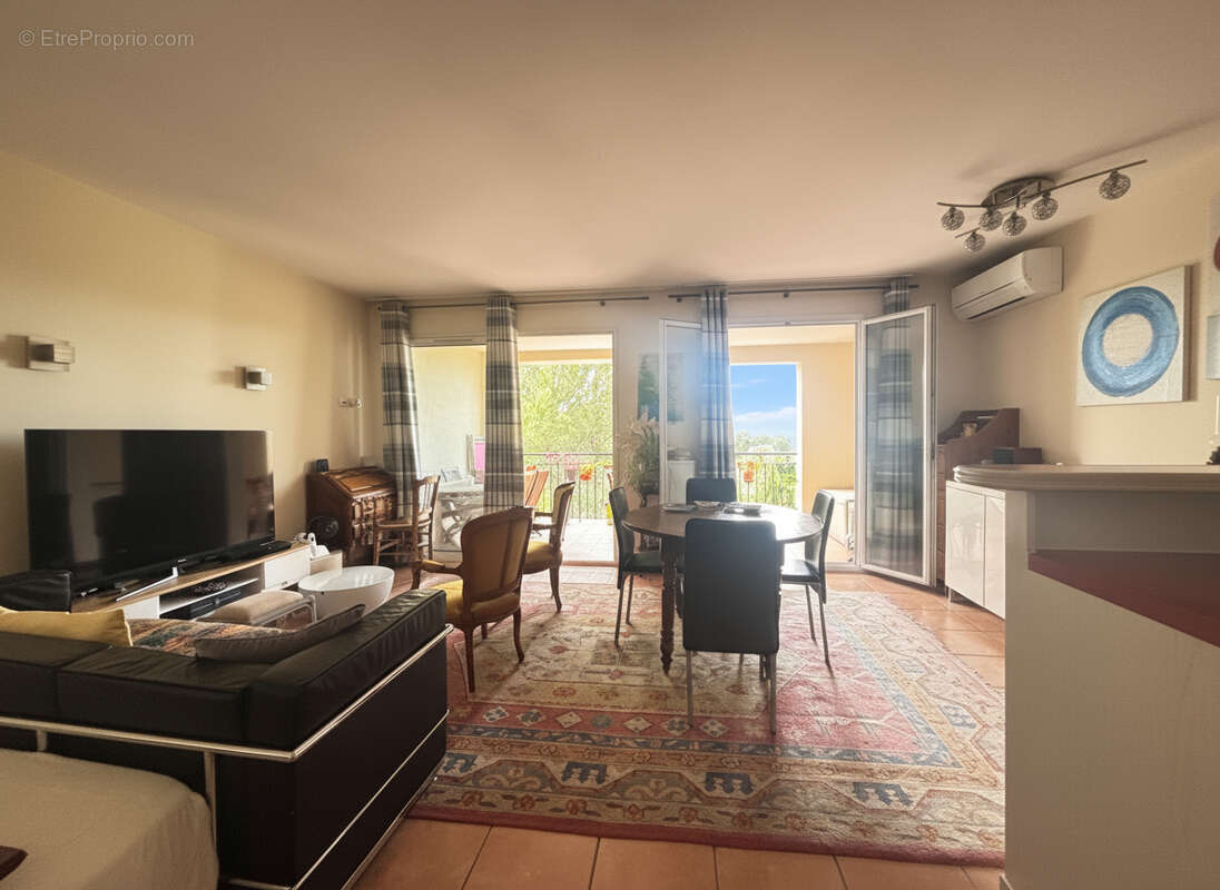 Appartement à MALLEMORT