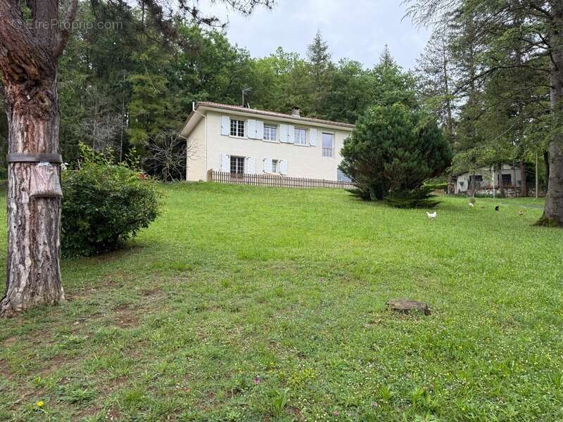 Maison à MIELAN