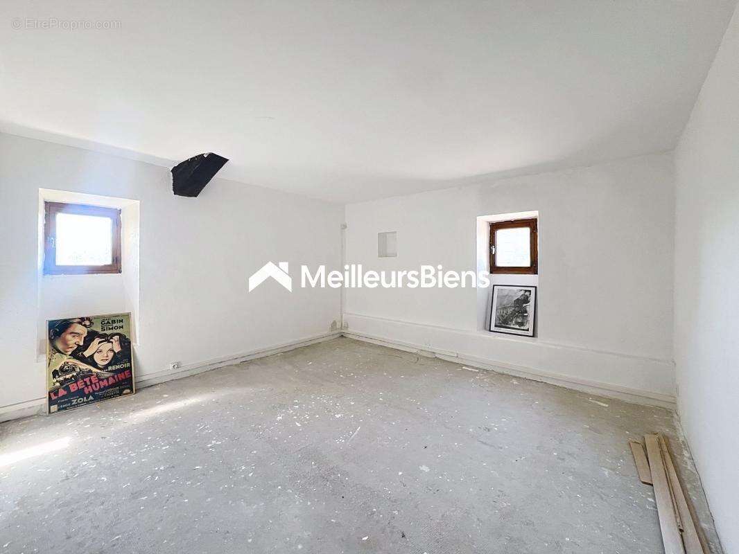 Exclusivité - Sud Ardèche - 07460 - Maison indépendante en pierres 100 m2  – 3 chambres, jardin intimiste et terrasse couverte - photo 8