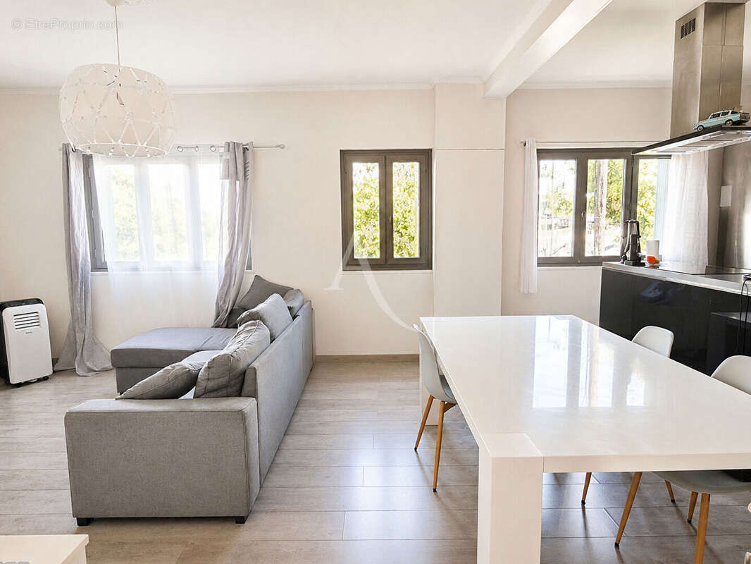 Maison Gagny 5 pièce(s) 96 m2 - photo 4