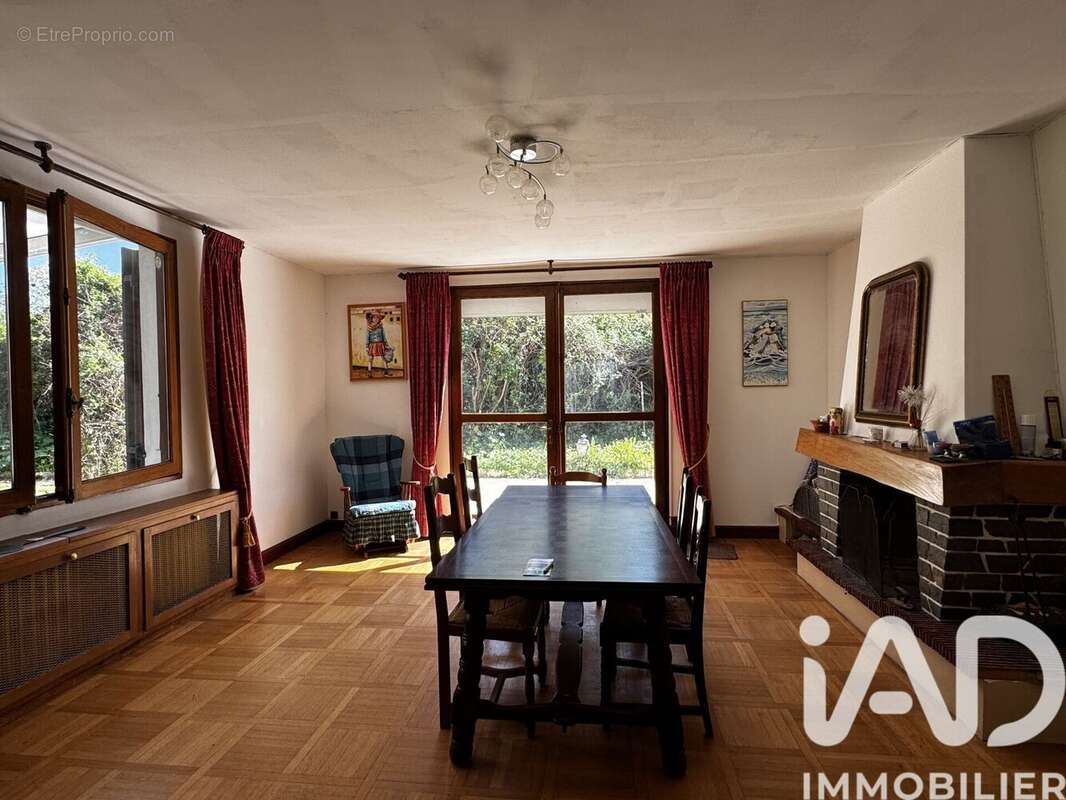 Photo 4 - Maison à SAINT-BONNET-SUR-GIRONDE