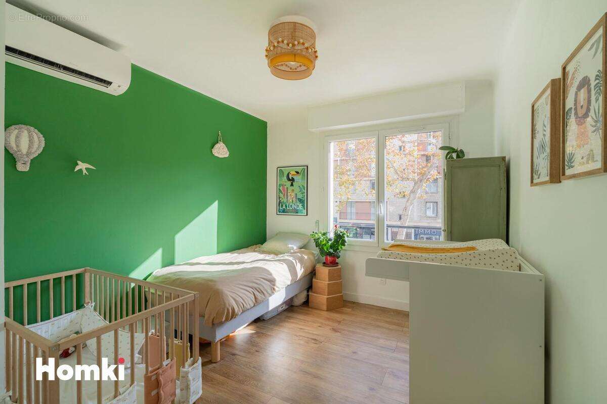 Appartement à MARSEILLE-6E