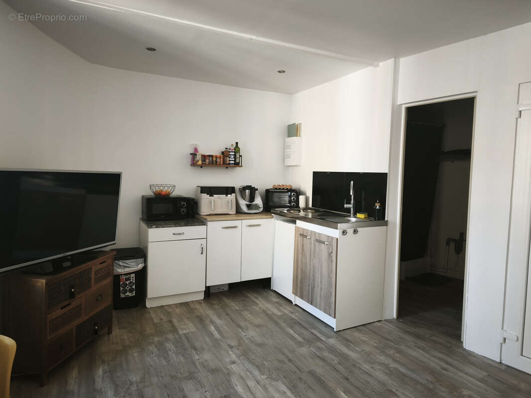 Appartement à SAINT-LAURENT-DE-LA-SALANQUE