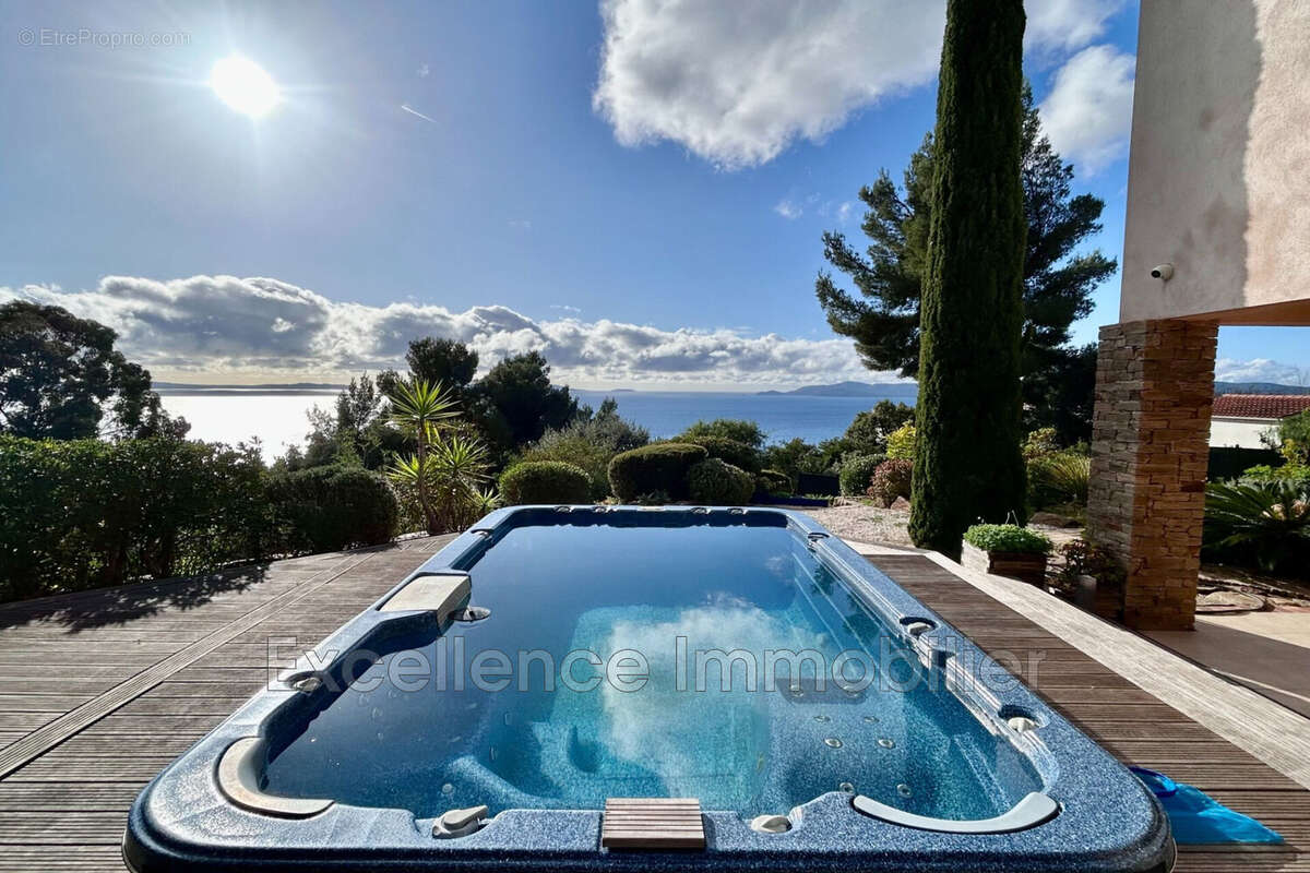 Maison à LE LAVANDOU