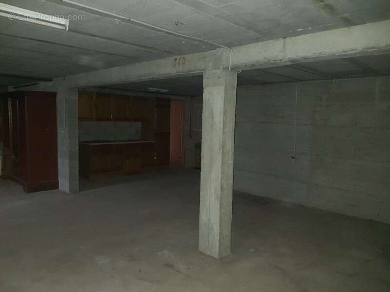 Maison à GRANGES-LES-BEAUMONT