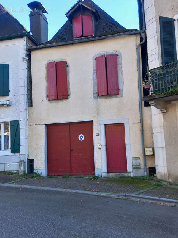 Maison à OLORON-SAINTE-MARIE
