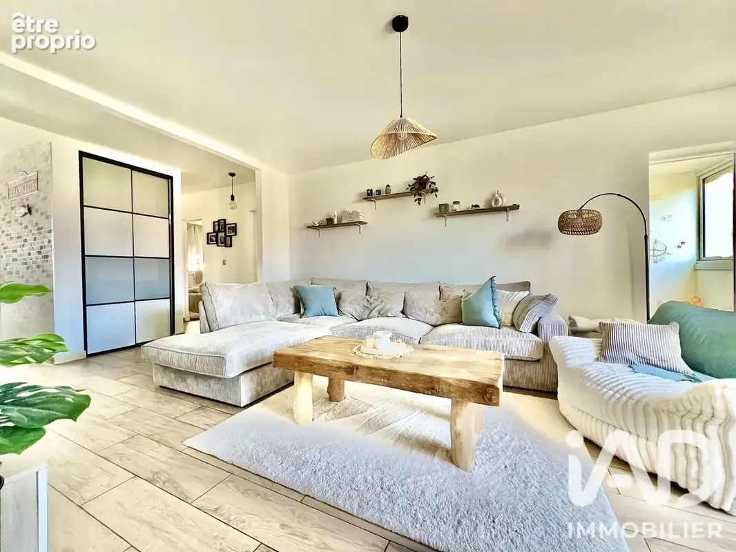 Photo 1 - Appartement à PUGET-SUR-ARGENS