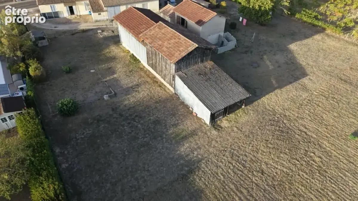 Maison à SAINT-PIERRE-DE-MONS