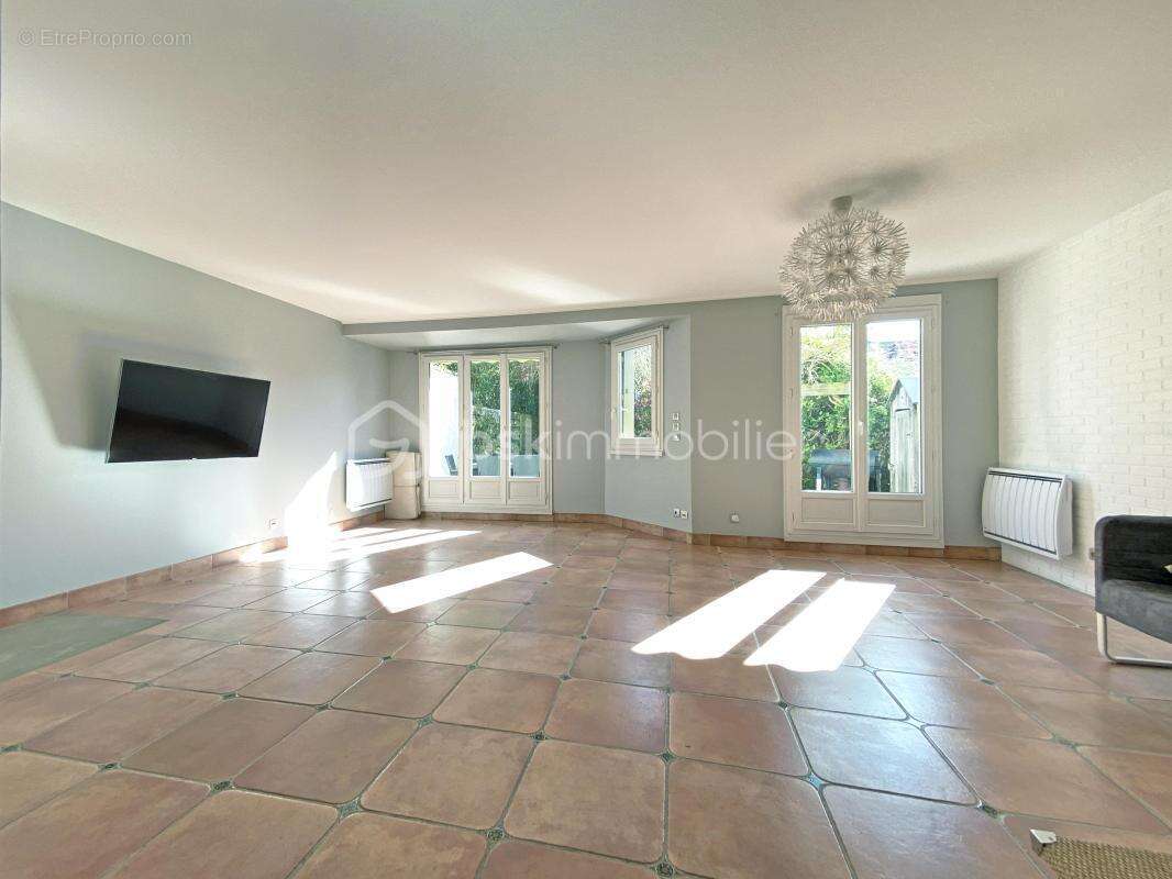 Maison à NOISY-LE-ROI