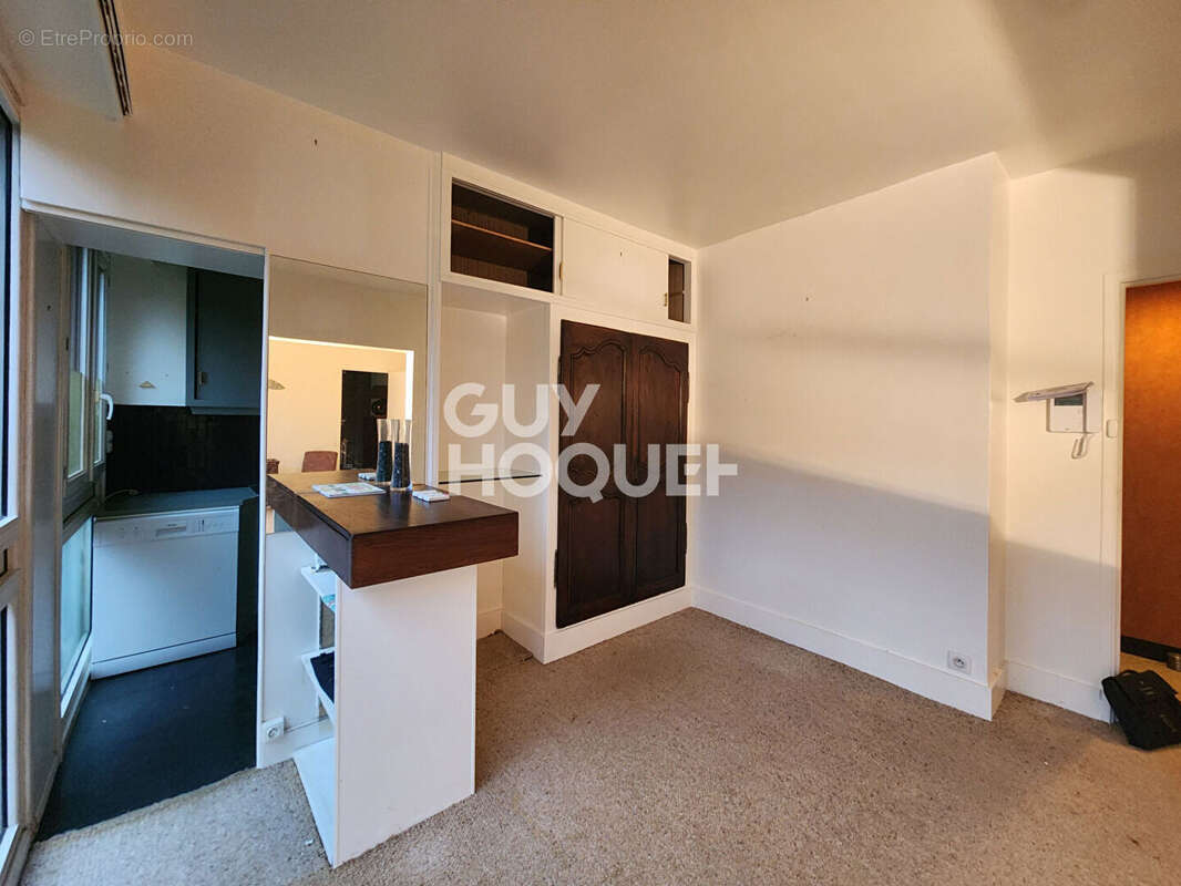 Appartement à LA CELLE-SAINT-CLOUD