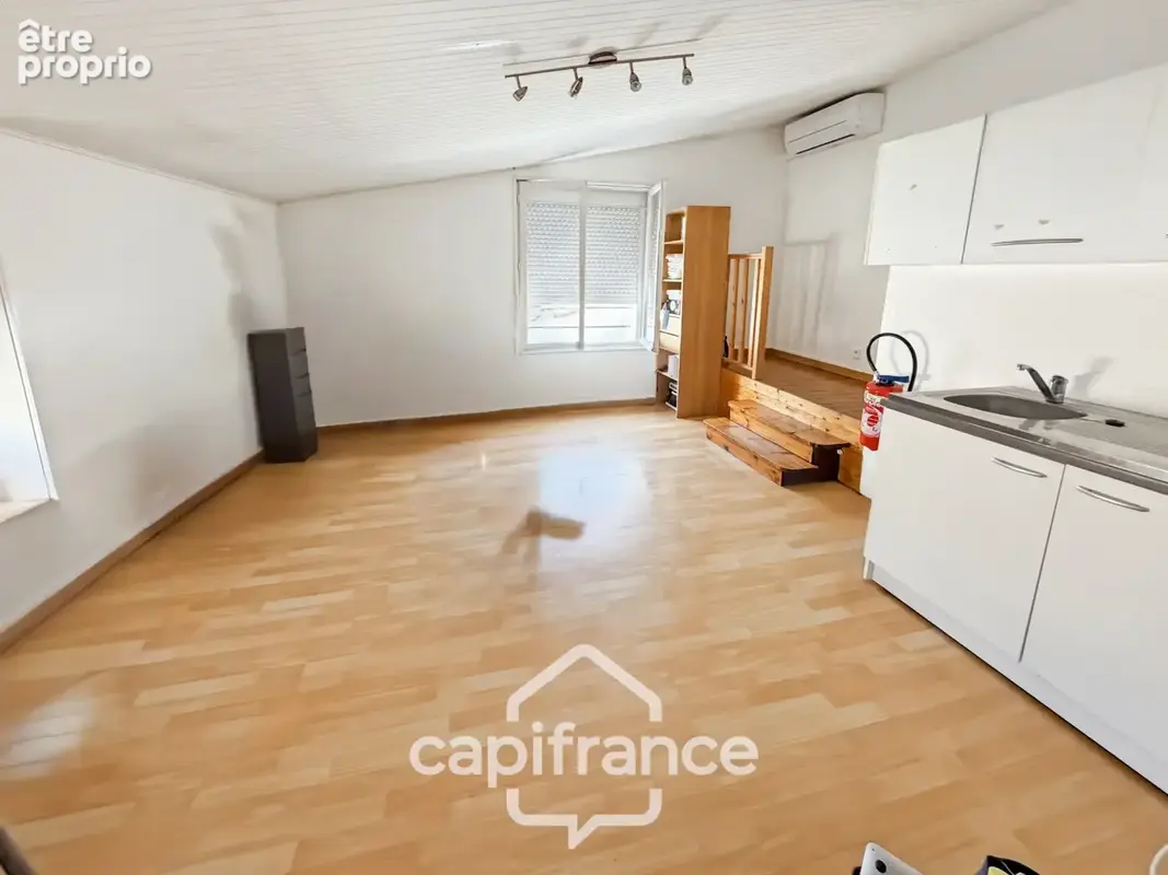 Dpt Gironde (33), à vendre LE HAILLAN Local commercial - photo 7