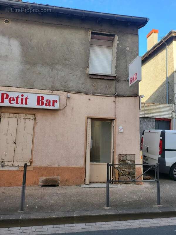 Appartement à PIERRE-BENITE