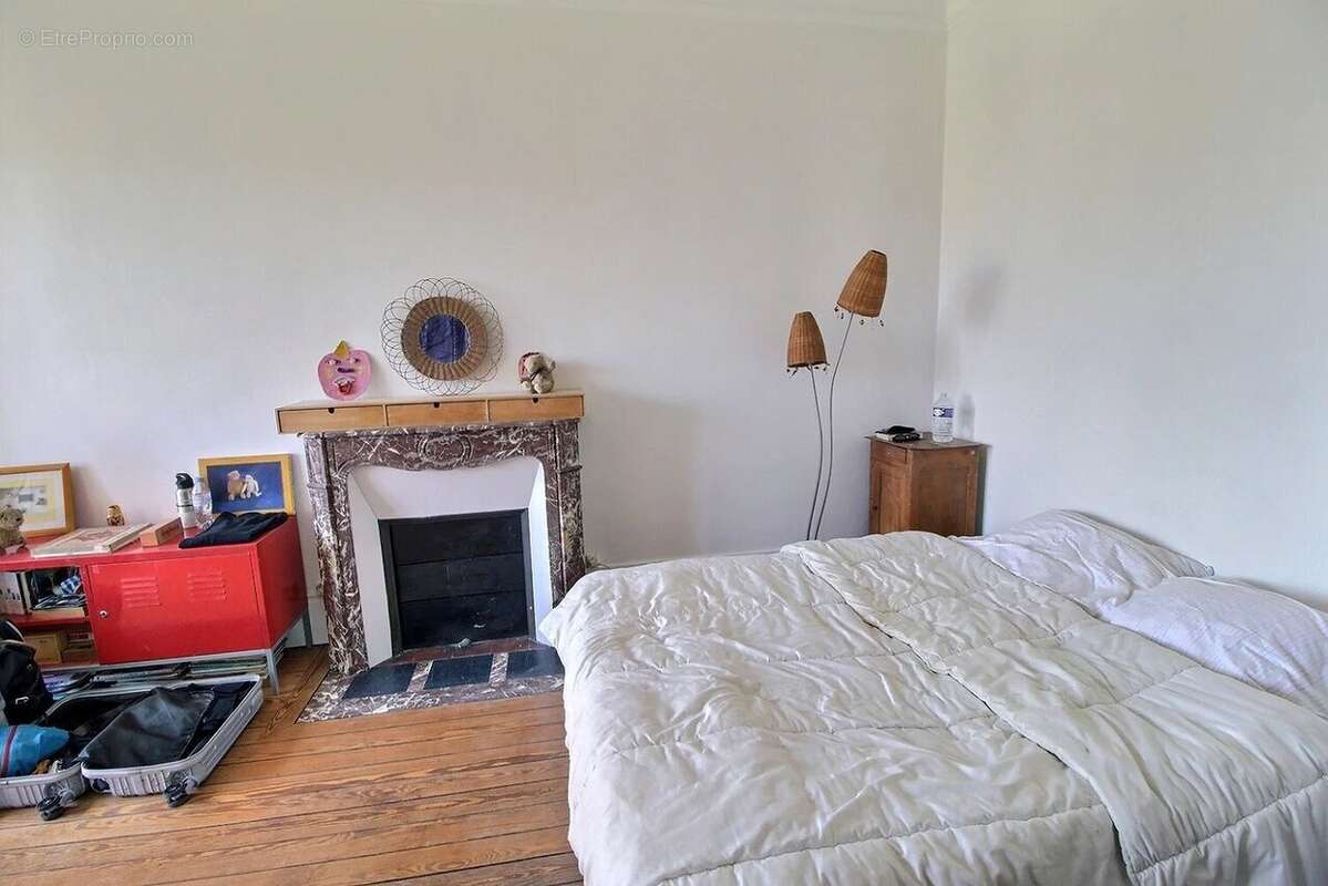 Maison à SAINT-MAUR-DES-FOSSES