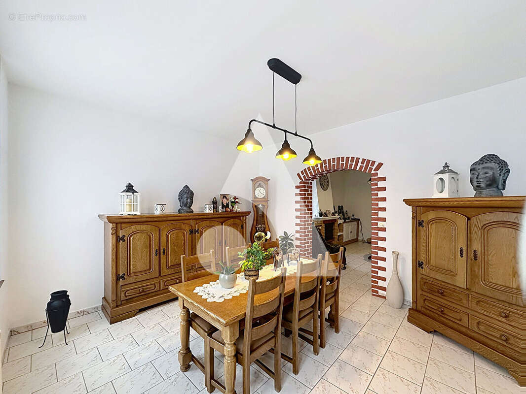 Maison à FRESNES-SUR-ESCAUT