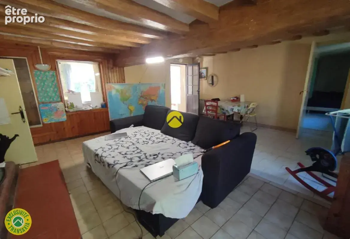 De plain-pied dans hameau paisible - photo 8