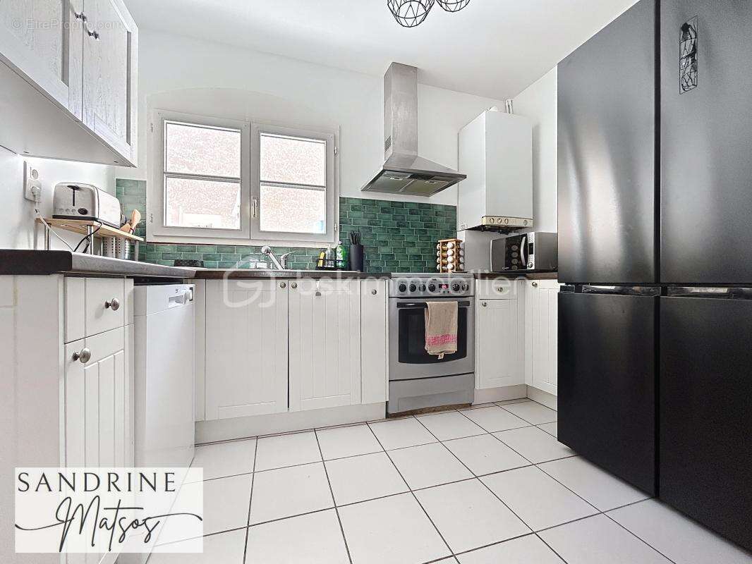 Appartement à SAINT-LAURENT-DE-MURE