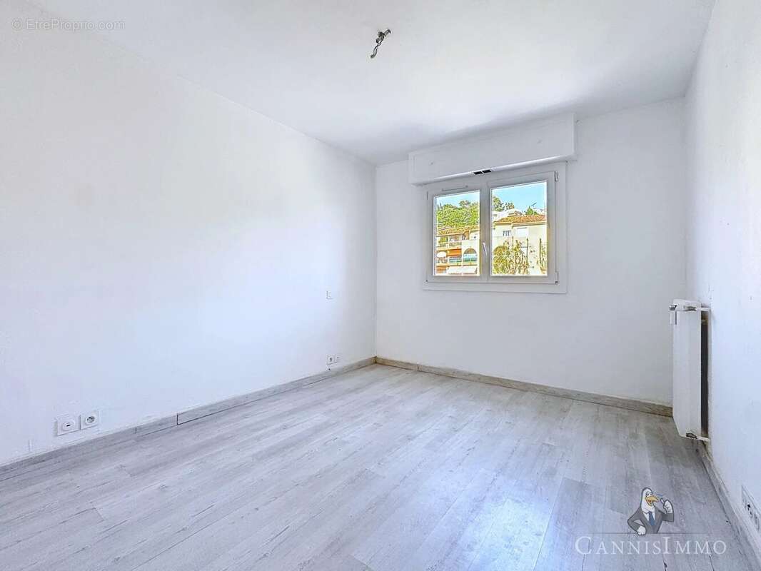 Appartement à LE CANNET