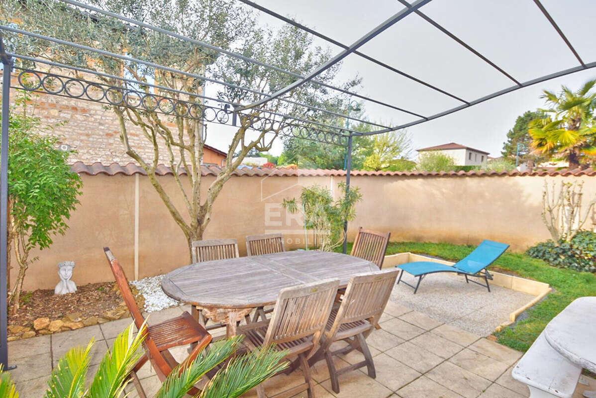 Appartement à MORANCE