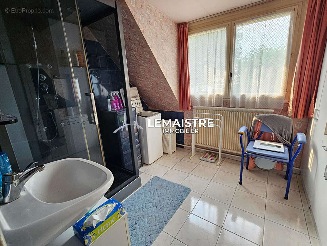 Maison à MONTIVILLIERS