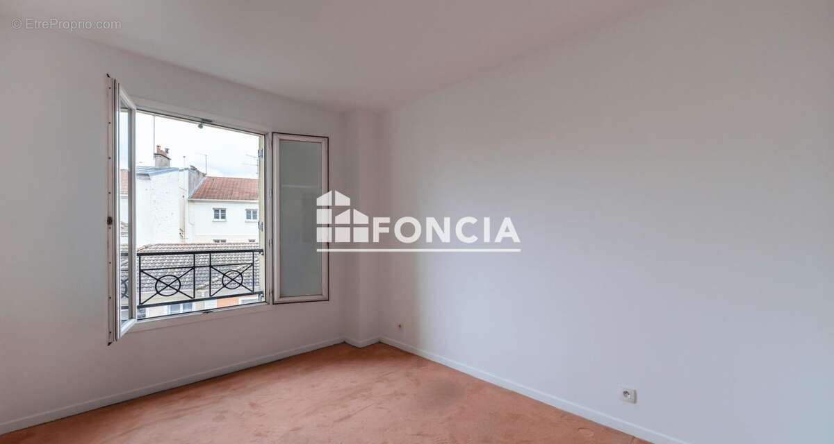 Appartement à MAISONS-ALFORT