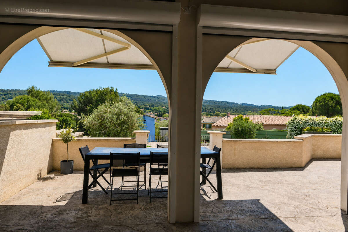 Superbe Villa sur Palaja avec piscine et vue exceptionnelle - photo 6