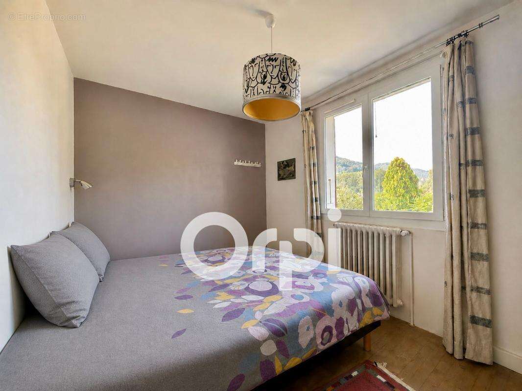 Maison familiale avec jardin et dépendance à Villard-Bonnot - photo 14