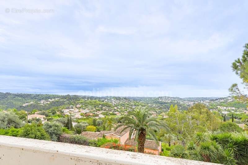 Appartement à VENCE