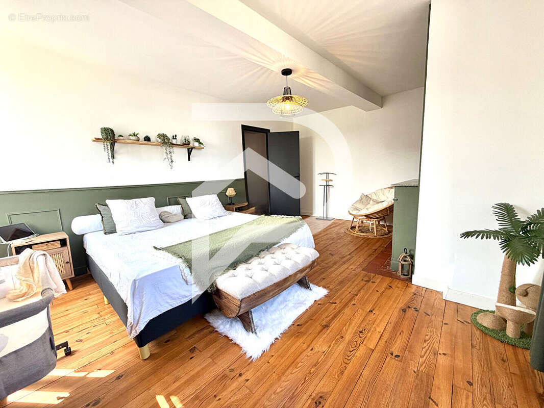 Maison Béarnaise Labastide-Cézéracq 7 pièces 177 m² - photo 9