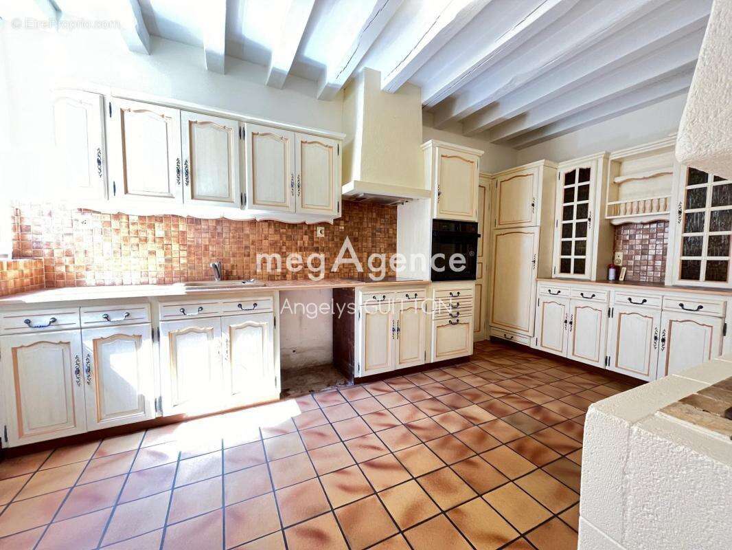 5 chambres avec garage de 60 m² – 25 minutes du Mans - photo 5