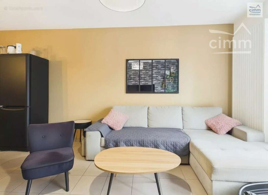 Appartement à LE RHEU