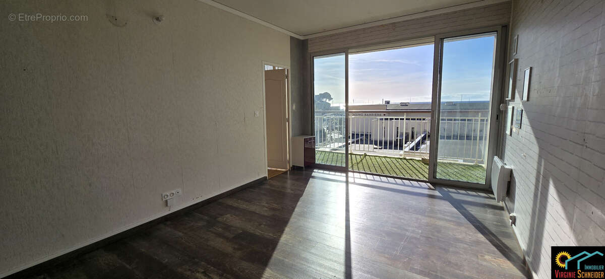 Appartement à CARRY-LE-ROUET