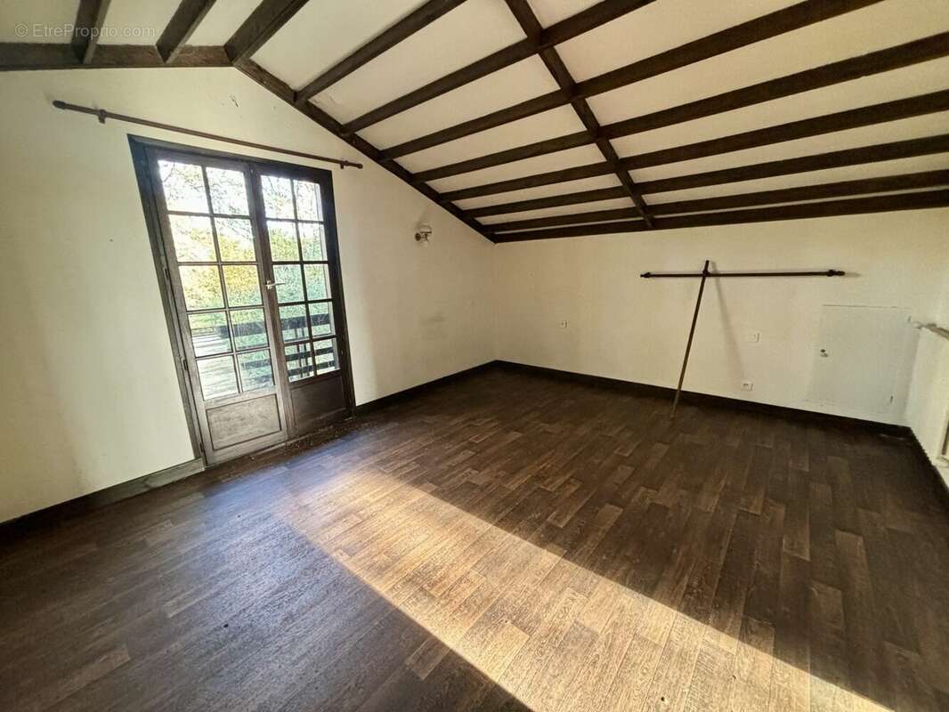 Maison à MONTIGNAC-DE-LAUZUN