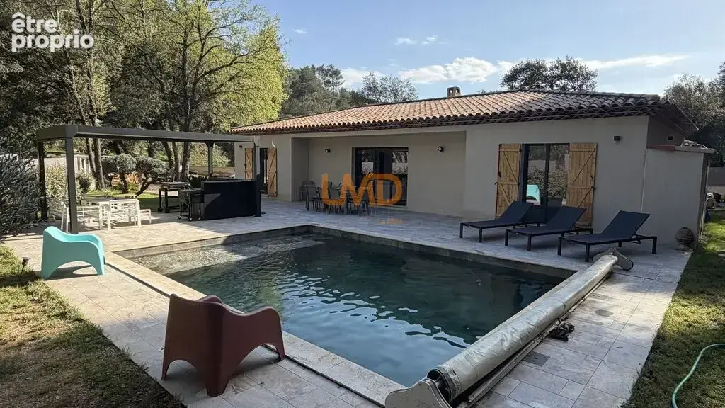 La Motte (83920)-Villa plain-pied RT2020-Piscine-Ecrin de verdur - photo 4