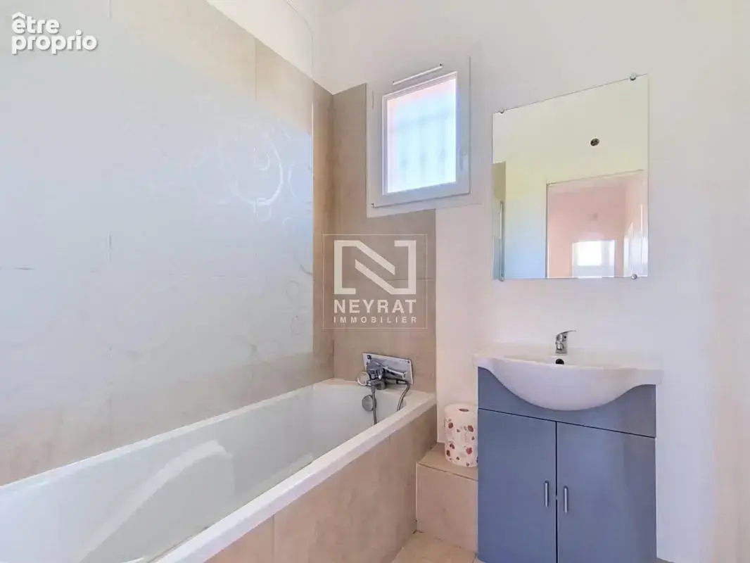 Montauroux - Maison mitoyenne - 450m² de jardin - photo 10