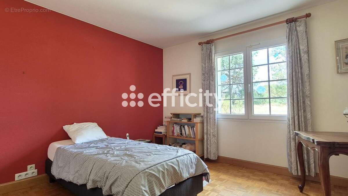 Maison 207 m² à Le Loroux-Bottereau  - photo 7
