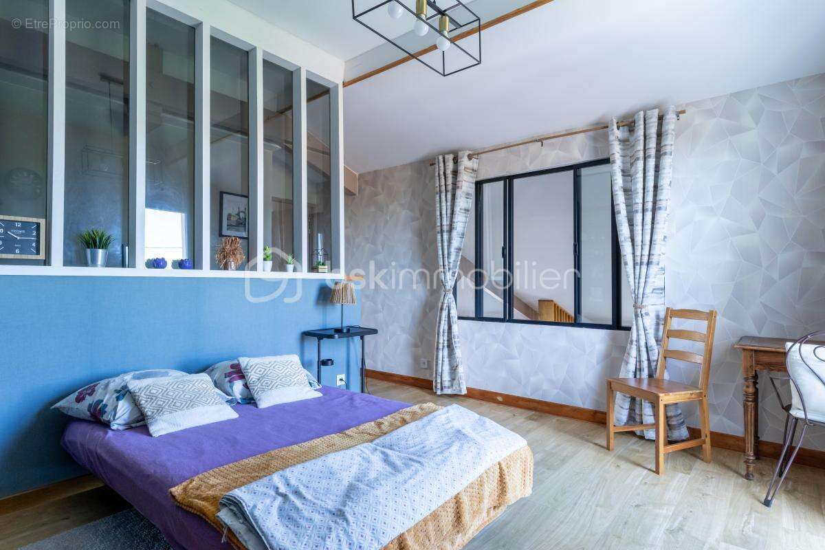 Vivez la modernité et le confort dans une maison contemporaine avec piscine ! - photo 13