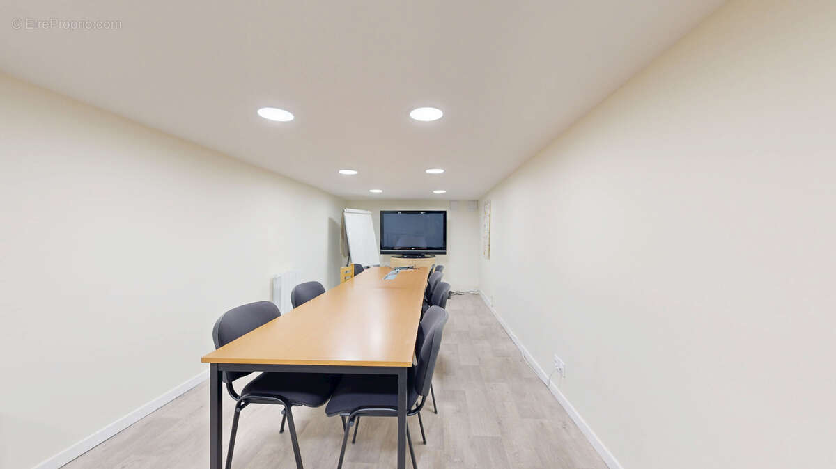 Commerce à AVRANCHES