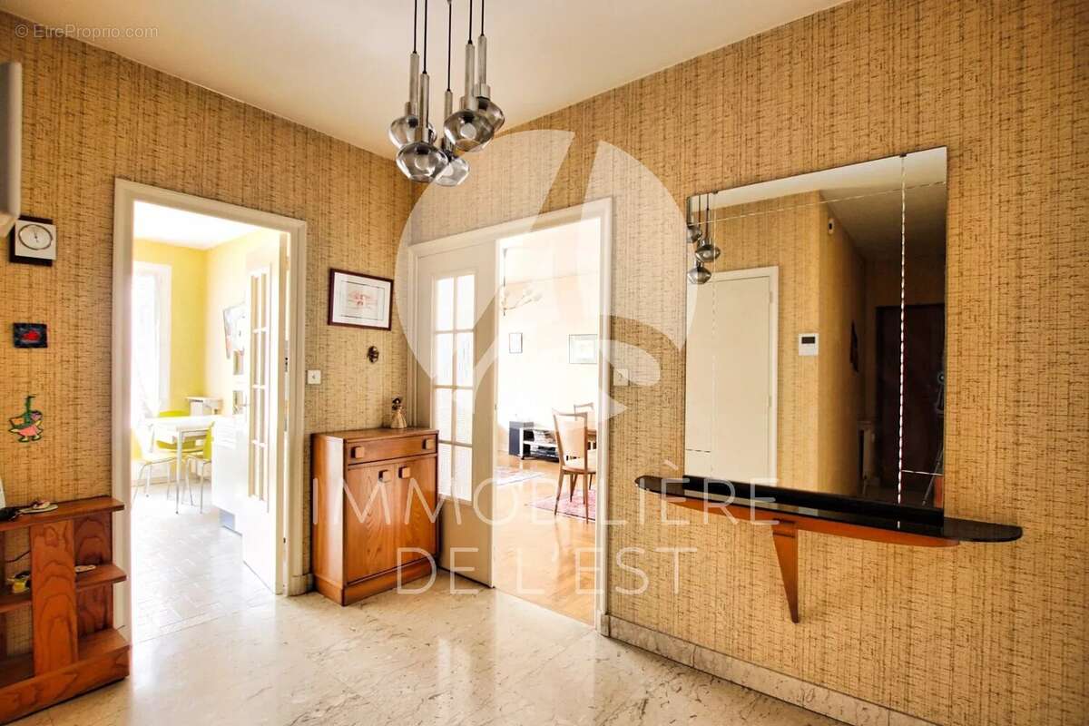 Appartement à LYON-8E